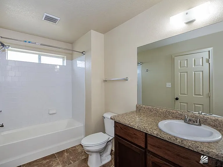 7120 E 36th Pl — Photo 18