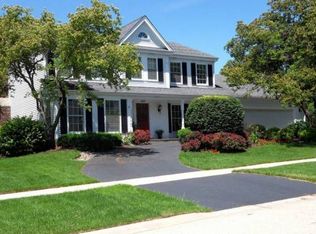 1437 Calcutta Ln, Naperville, IL 60563