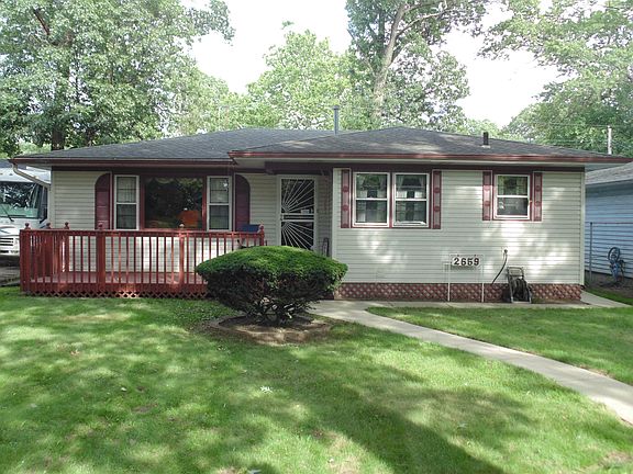 2nd image of 2659 Vermillion St