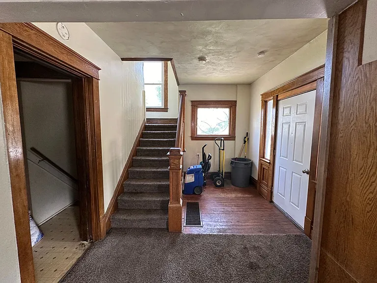 110 Halls Heights Ave — Photo 16