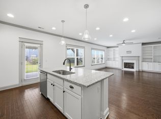 8512 Red Deer Ln, Ooltewah, TN 37363