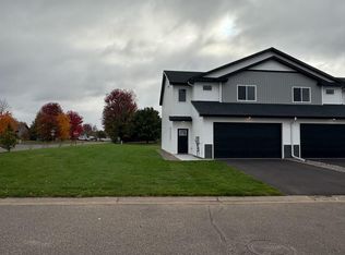 2117 Cleveland Way S, Cambridge, MN 55008