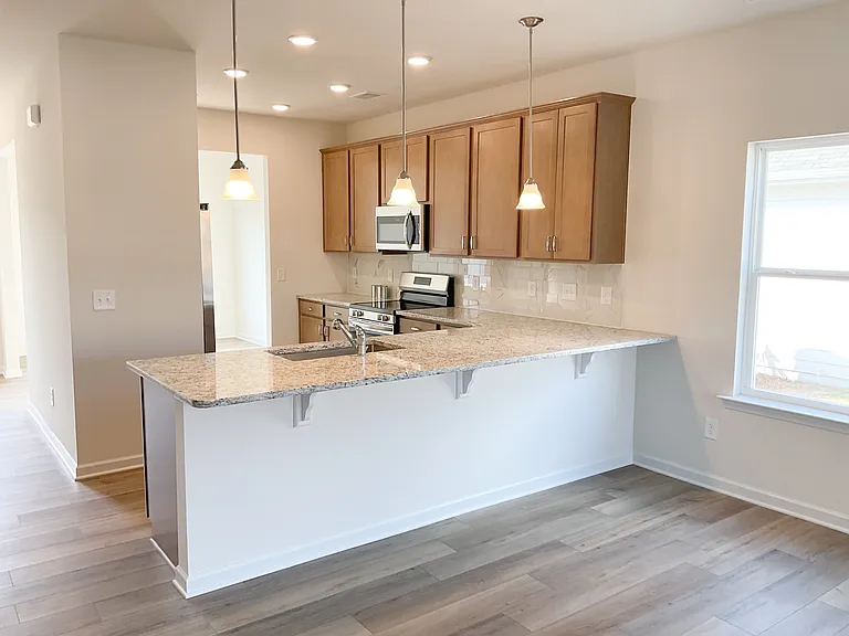124 Red Oak Ln — Photo 5