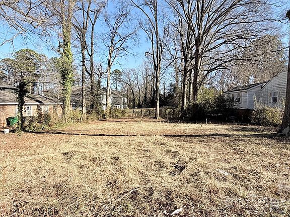 2nd image of 2736/2738 Grimes St