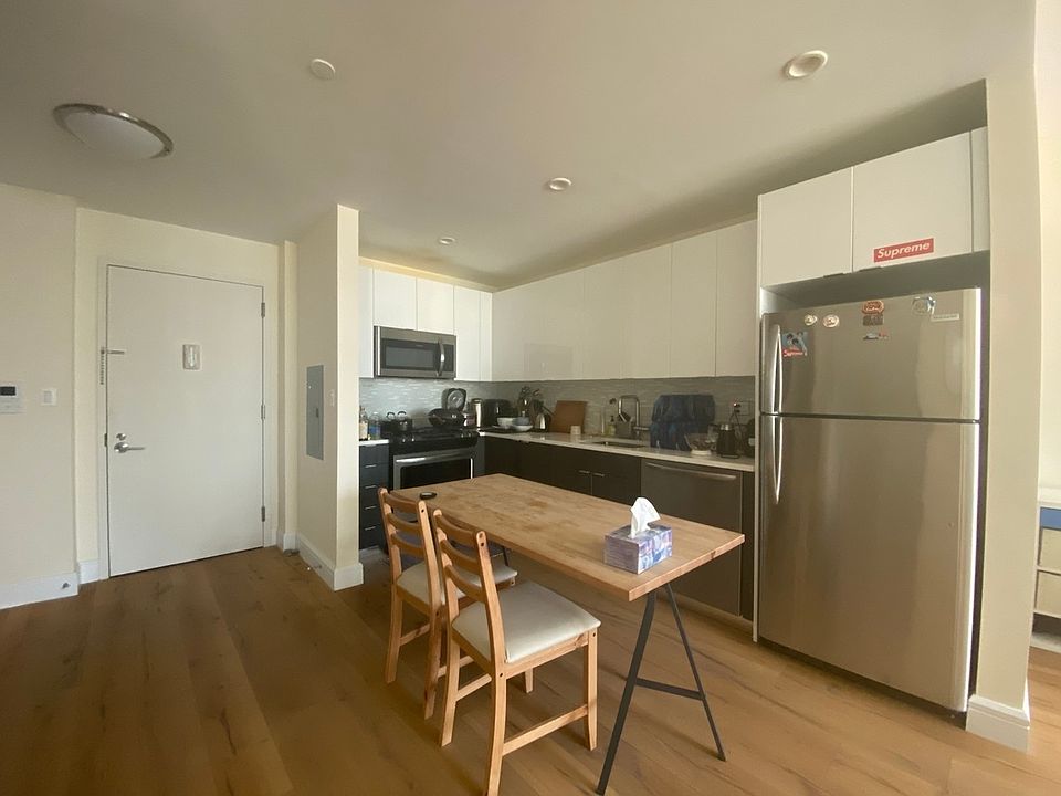 1st image of 25-21 43rd Ave #705