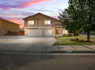 5712 E Avenue R11, Palmdale, CA 93552