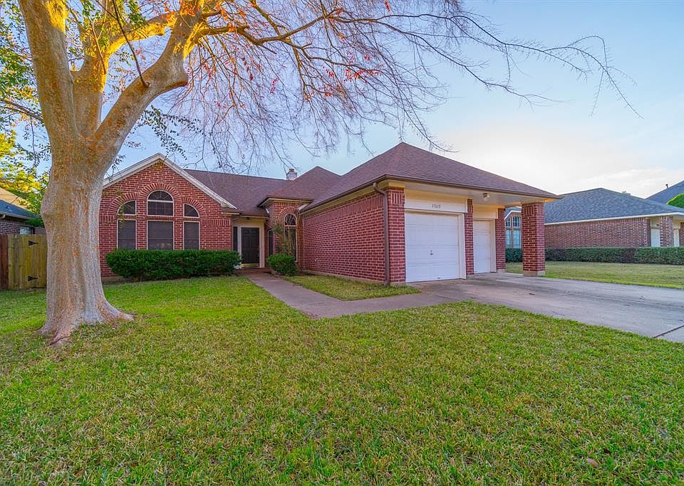1st image of 17619 Glenmark Dr