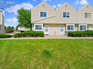 3147 Vail Pass Dr, Colorado Springs, CO 80917