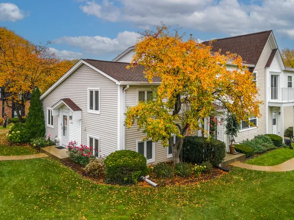 440 Inverrary Ln #440, Deerfield, IL 60015