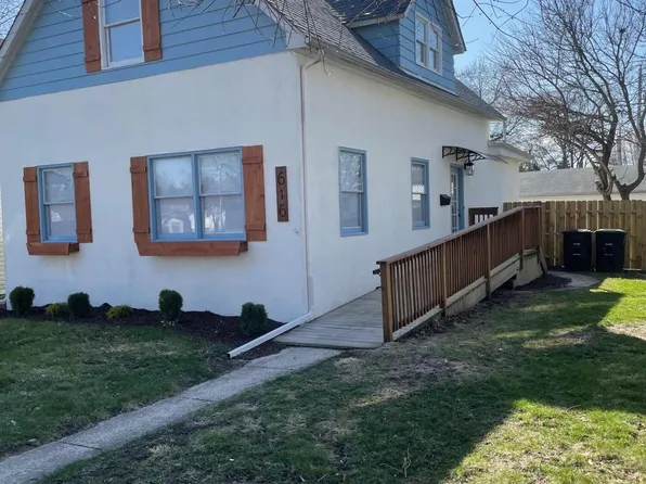 616 Lake St, Hobart, IN 46342