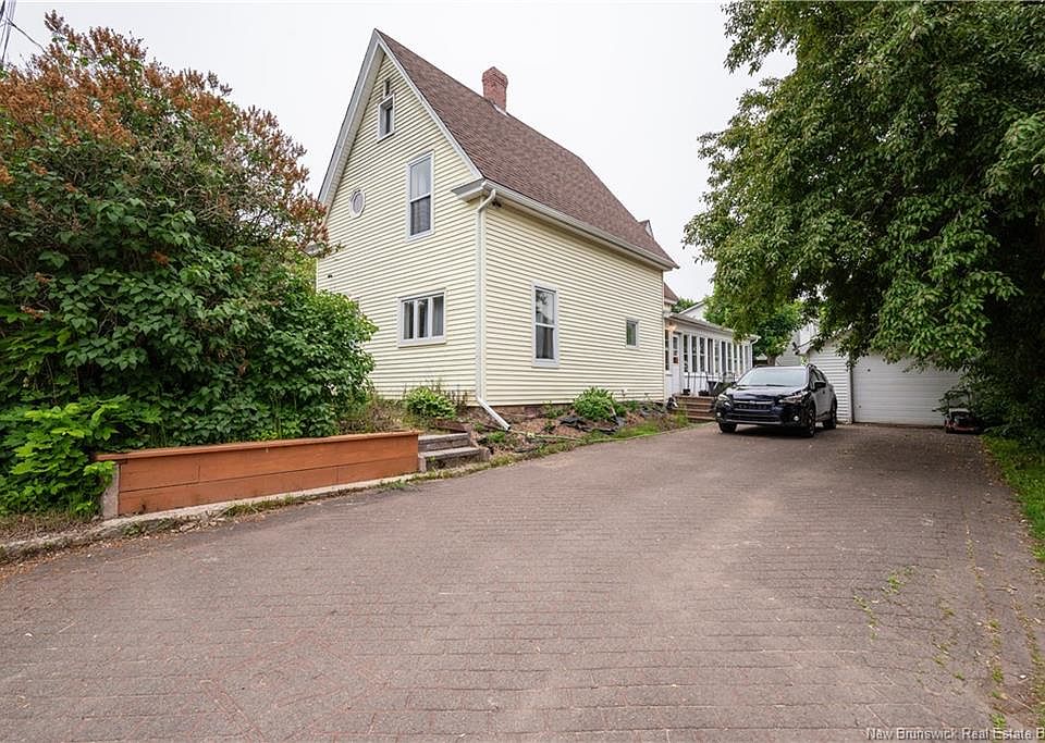 1st image of 41 Lockwood St