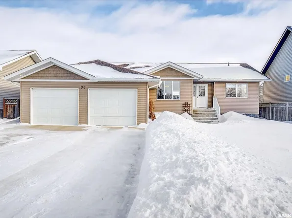 96 14th STREET, Humboldt, SK S0K 2A0