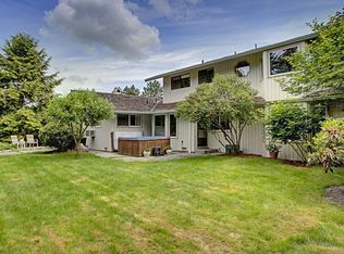 6541 80th Ave SE, Mercer Island, WA 98040