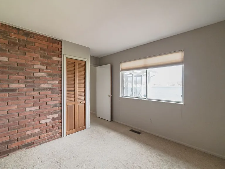 1587 Three Lakes Dr — Photo 8