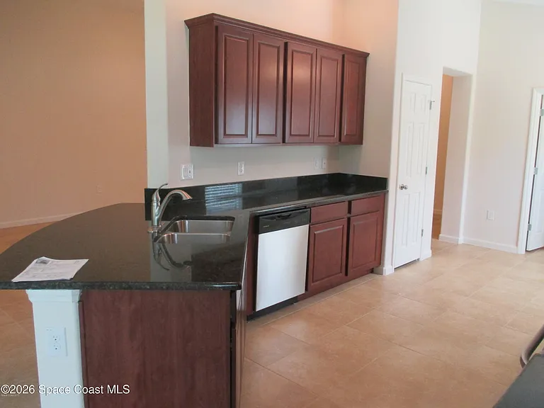 1213 Musgrass Cir — Photo 6