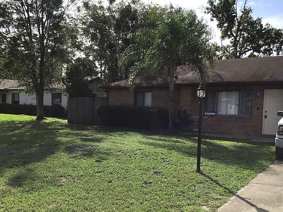 2nd image of 1457 Thornhill Ln