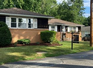 81 W Shore Rd, Denville, NJ 07834