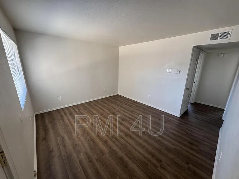227 Tennessee St NE #A — Photo 4