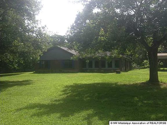 3rd image of 550 Senatobia Dr