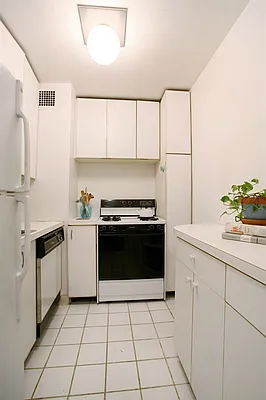 Sold by Corcoran | media 21