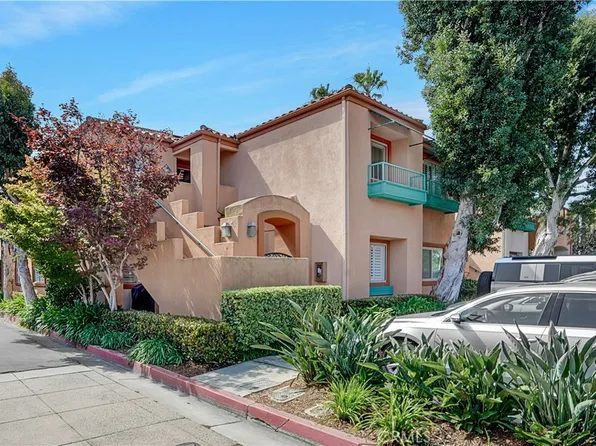 366 Villa Point Dr, Newport Beach, CA 92660