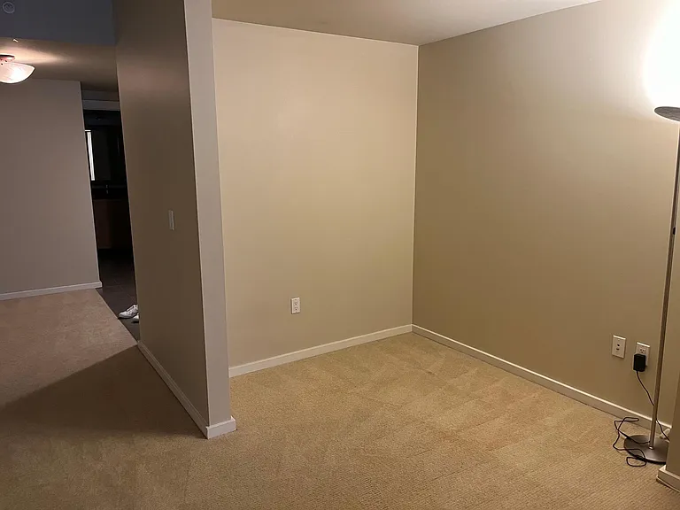 81 Clay St #323 — Photo 13