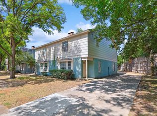 2904 S Fielder Rd, Arlington, TX 76015