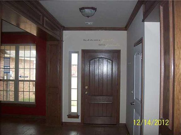 4th image of 13140 Linden St