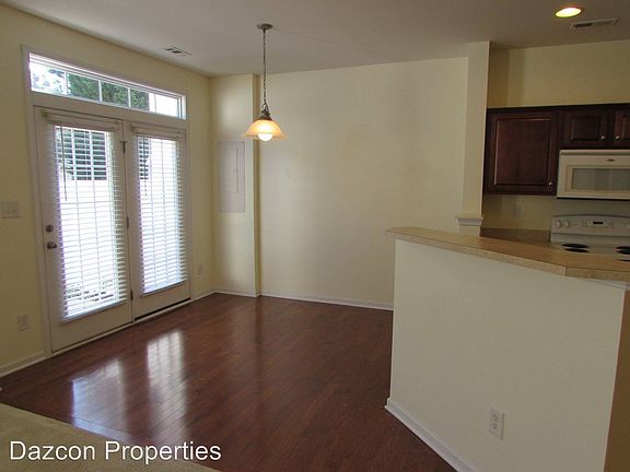 4th image of 157 Cypress Landing Dr