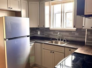 143 Pidge Ave APT 3, Pawtucket, RI 02860