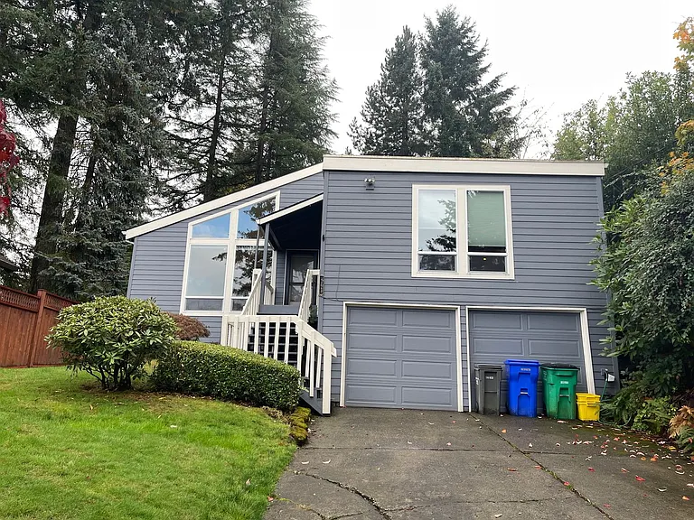 4128 SW Vesta St — Photo 2