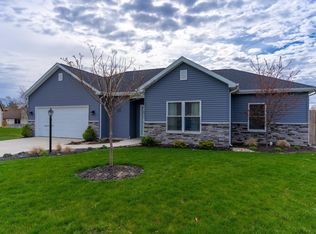 8907 Hickory Glen Trl, Fort Wayne, IN 46825