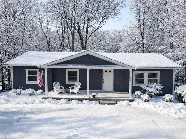 521 Lakeview Heights Dr, Howard, OH 43028