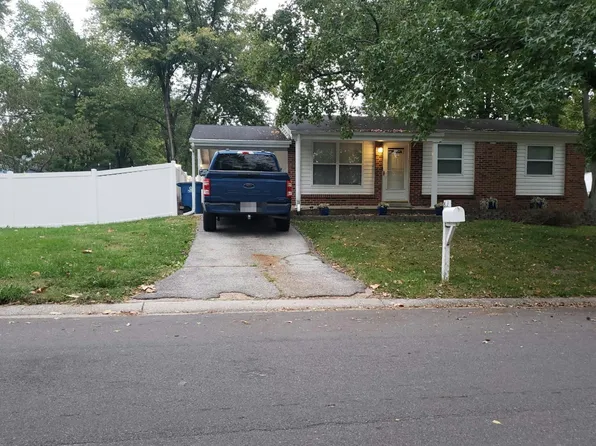 532 Harvest Dr, Saint Charles, MO 63304