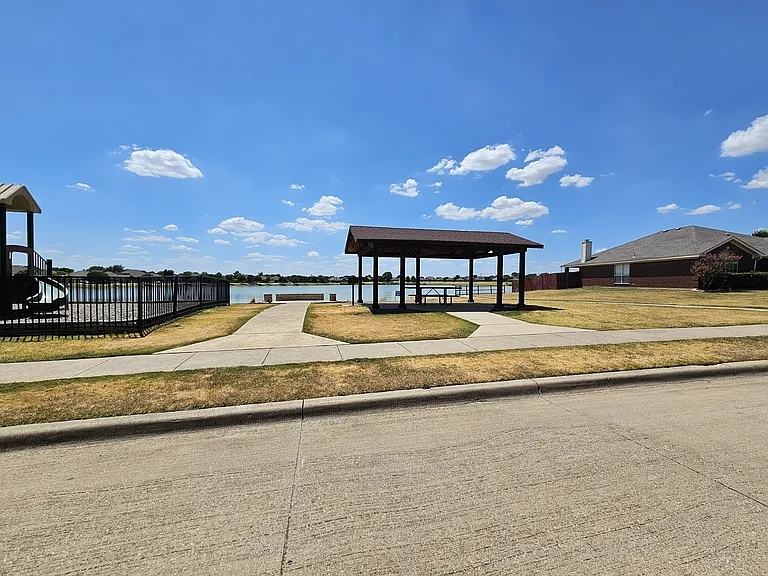 3049 Trinity Lakes Dr — Photo 61