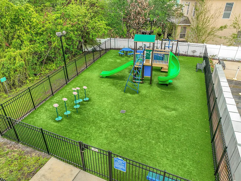2238 Cedar Garden Dr — Photo 43