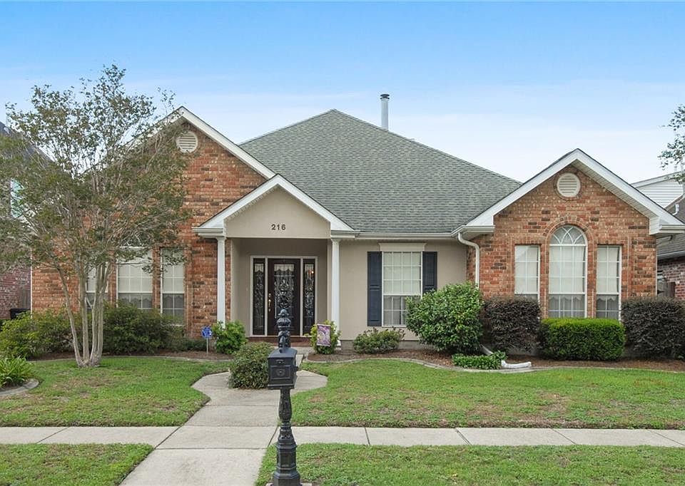1st image of 216 Little Bayou Ln