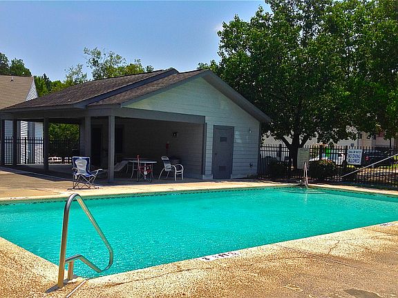 Quiet Complex Pool