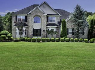 23 Kacie Lynn Ct, Jackson, NJ 08527