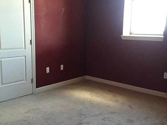 5th image of 52 Lawrence Dr #M410