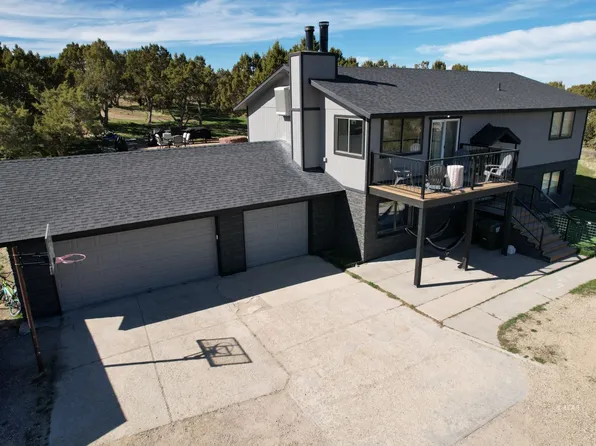 658 Spring Creek Pkwy, Spring Creek, NV 89815