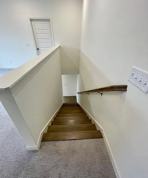 1326 S Ridge Dr E — Photo 9