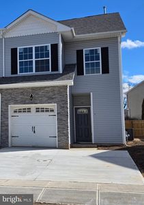38 Russel Smith #J, Lawrence, NJ, 08648
