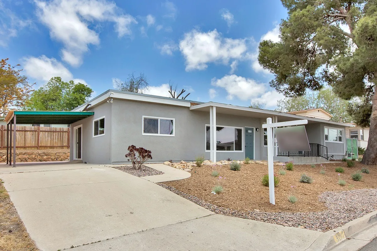 5 bed, 1624 sqft, $6,750 — Photo 1