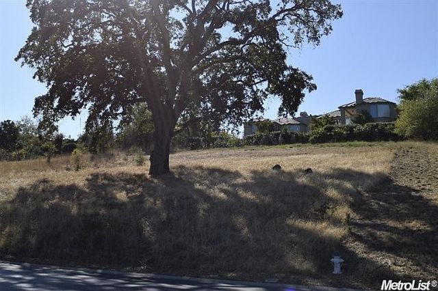2nd image of 4348 Greenview Dr