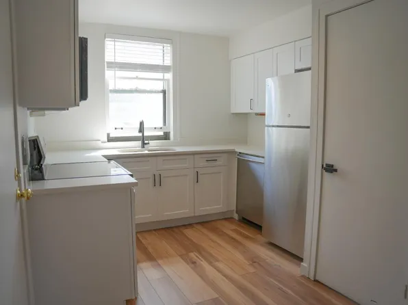 960 N Sherman St APT 2E, Denver, CO 80203