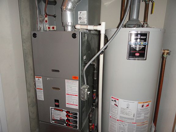 4th image of 6609 W Belmont Ave APT 1