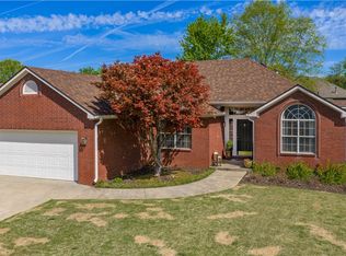 2804 Brookshire St, Springdale, AR 72762