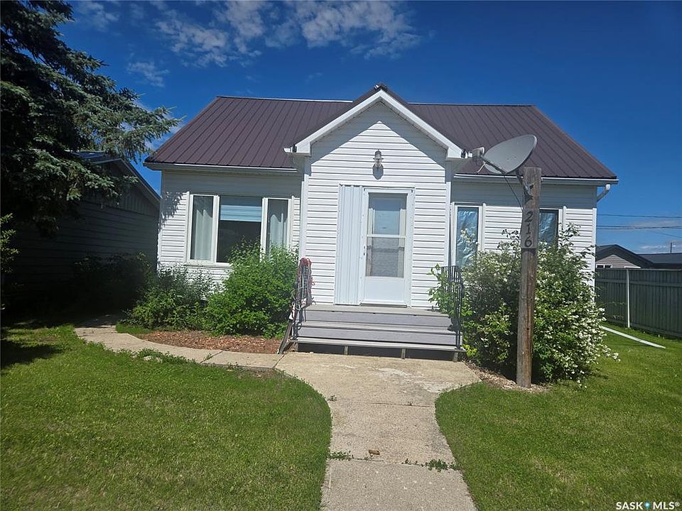 1st image of 216 Scott STREET