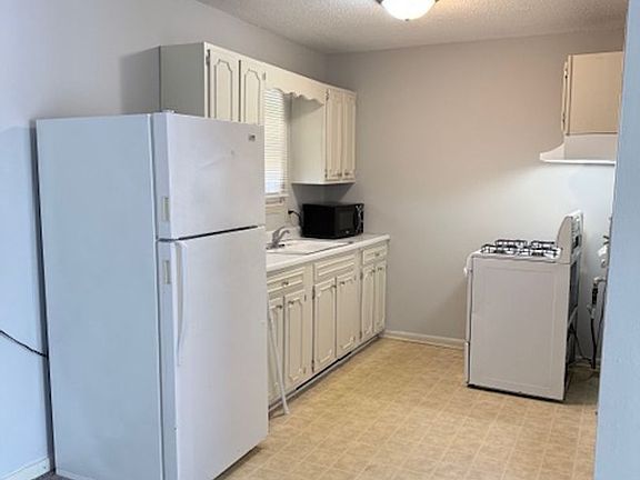 4th image of 6200 N East Circle Dr #2